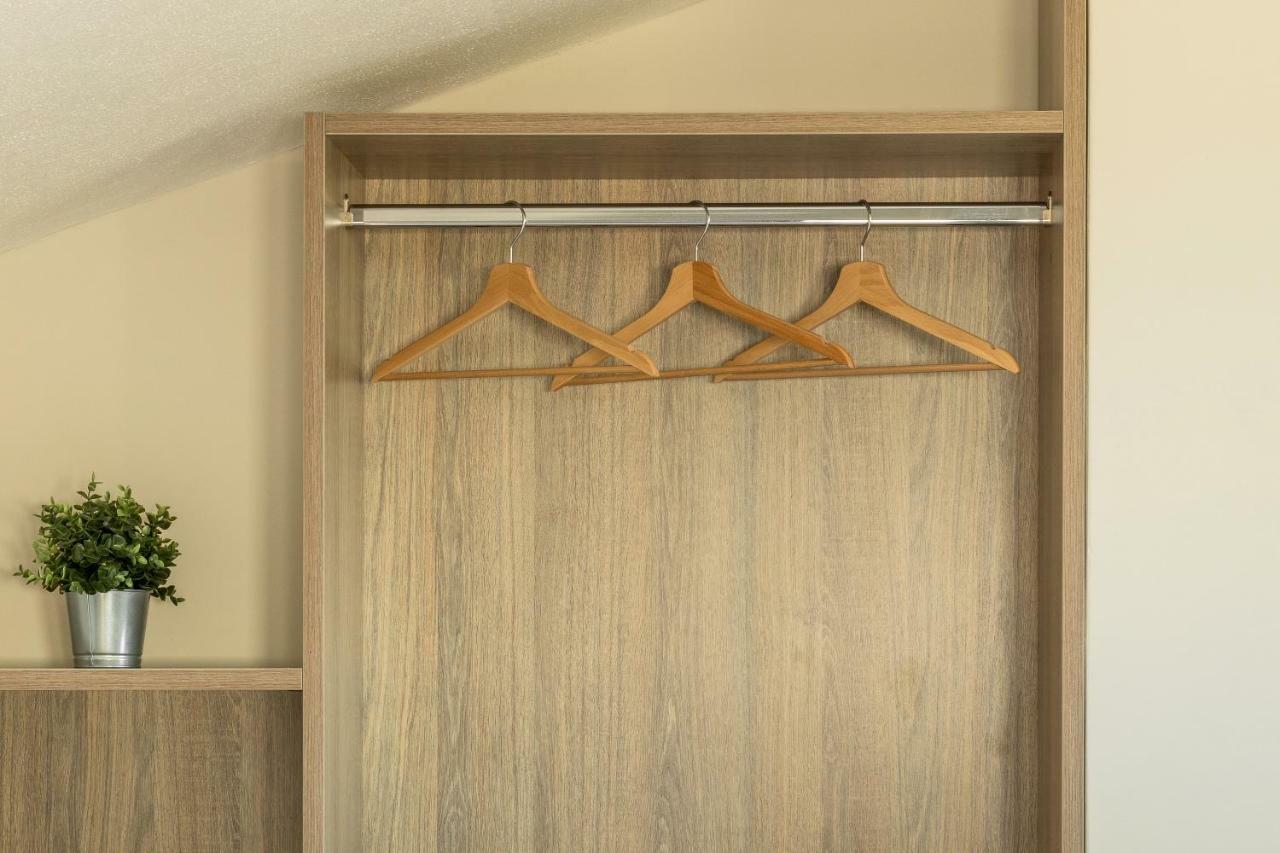 V Luxury Apartments Siviri Cameră foto